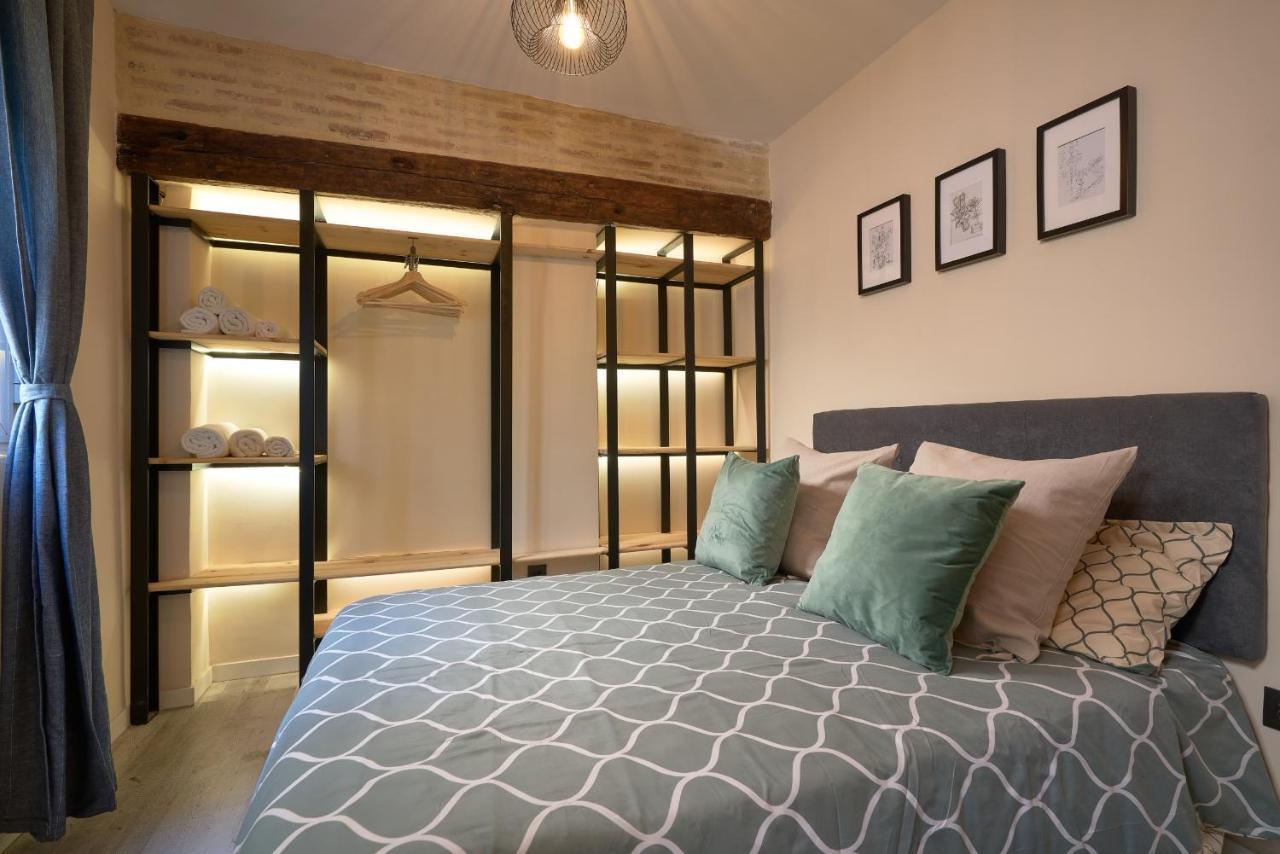 Loft En Triana Apartment Seville Luaran gambar